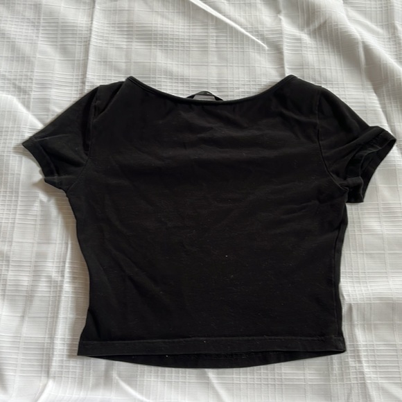 Black Cropped T-Shirt - Picture 3 of 3